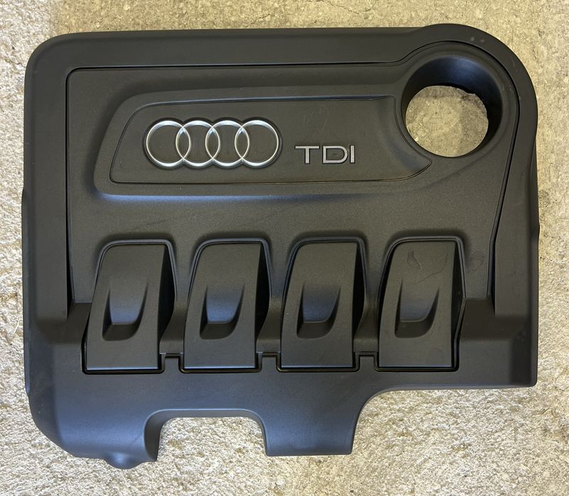 Декоративен капак на двигателя Ауди 2.0TDi CFF
