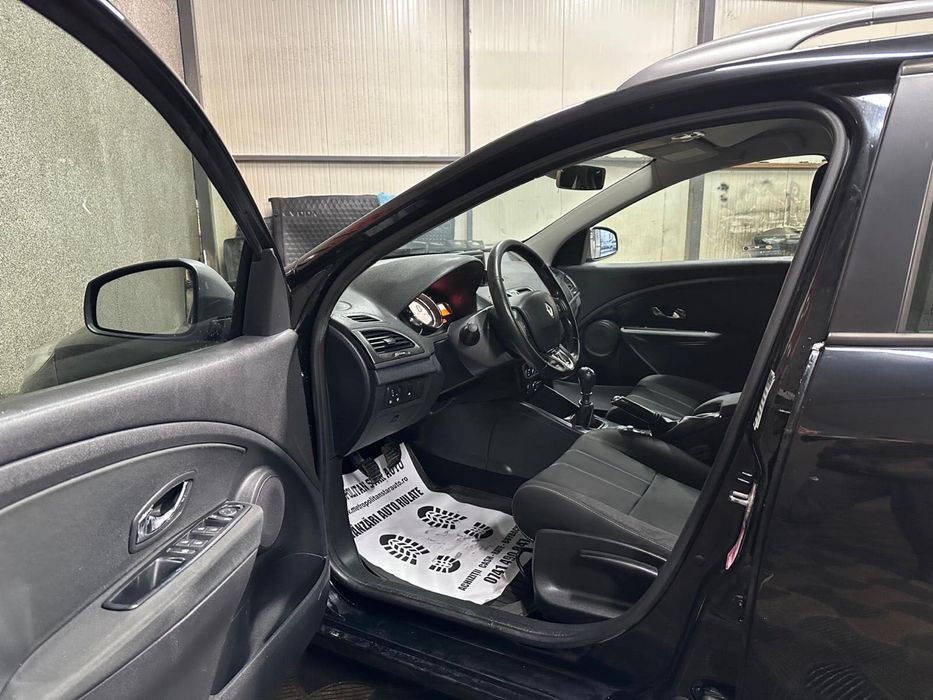 Renault Megane 2014 “Model GTline” Navigatie •GARANTIE