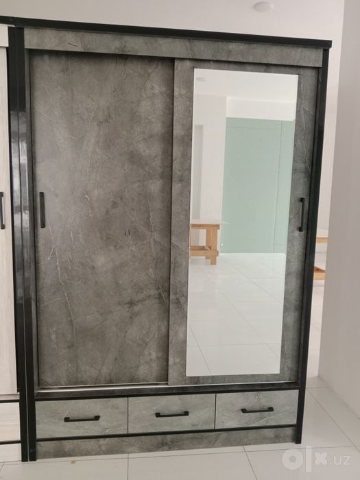 Shkaflar sotiladi 140ga 210 razmeri