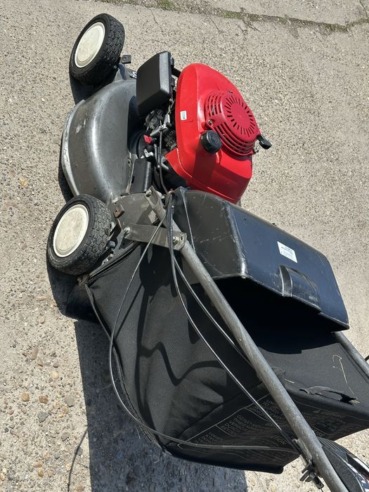 Бензинова самоходна косачка Honda 53 сн