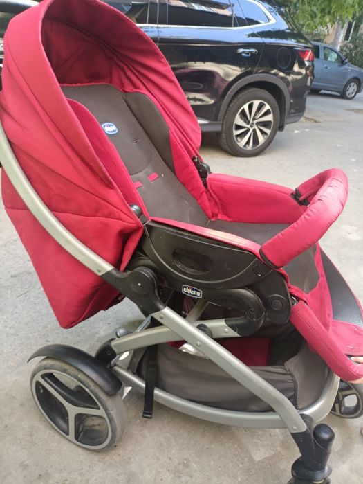 Kolyaska chicco b/u.
