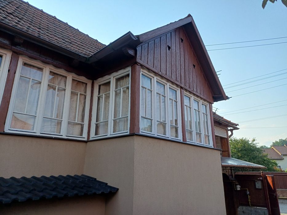 Vând casă în zonă centrală