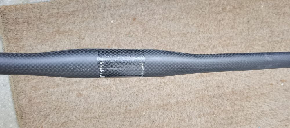 Ghidon + Pipa full carbon