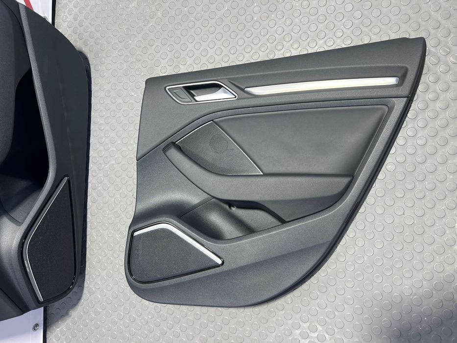 Set Fete Usa/Usi + Cotiera Piele Bang Olufsen Audi A3 8V