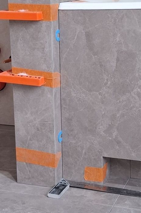 Плиточник кафелщик