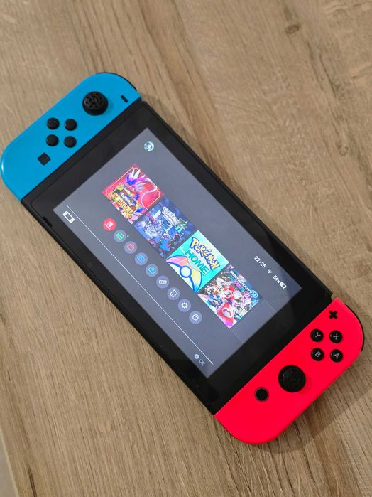 Nintendo Switch V2 – cu toate accesoriile + joc Minecraft bonus