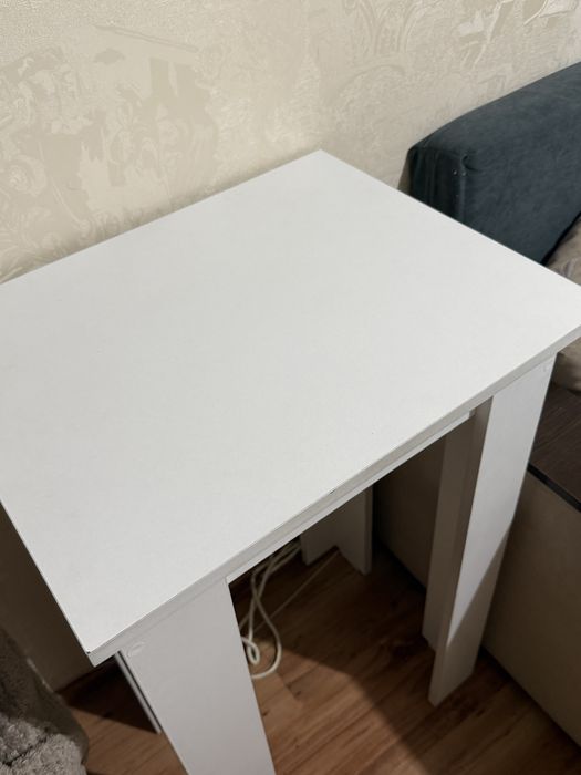 продаю СТОЛ в отличном состоянии