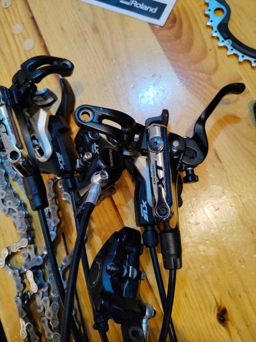 Продам тормоза Shimano XT и манетки Shimano SLX I Spec B