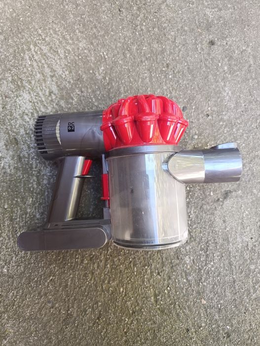 Прахосмукачка Dyson SV 03