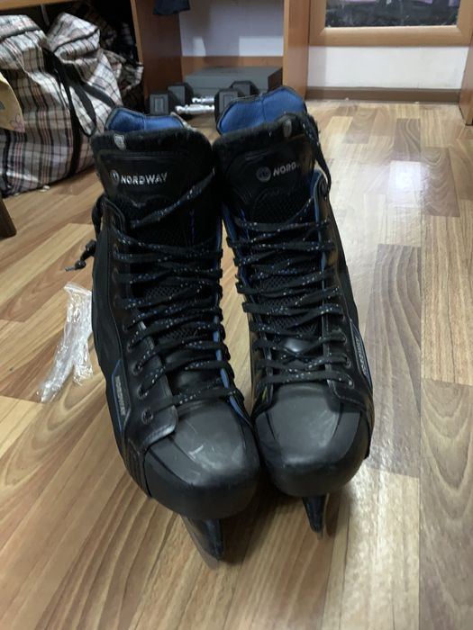 Продам  коньки nordway