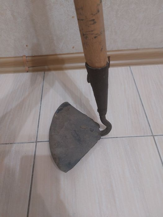 Тяпка, грабли советские