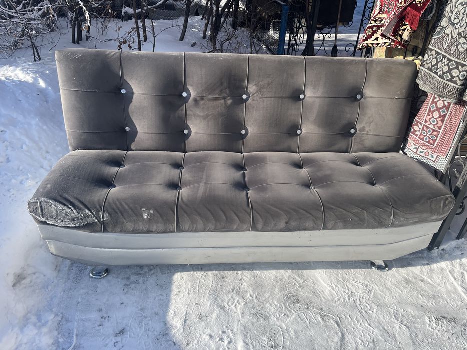 Диван и 2 кресла