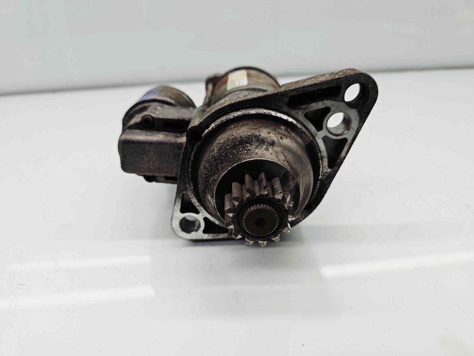 Electromotor 13 dinti Volkswagen Golf 6 (5K1) [Fabr 2009-2013] 02Z911