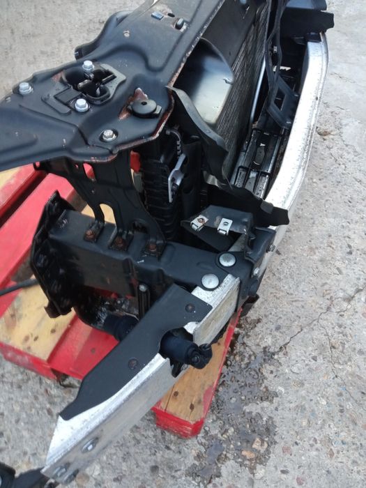 Маска с радиатори и перка за Мерцедес C class w203 и CLK w209