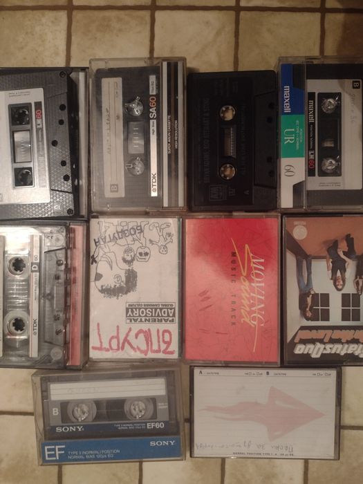 Видео и Аудио касети.