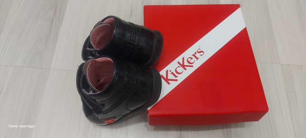 Детски боти KICKERS