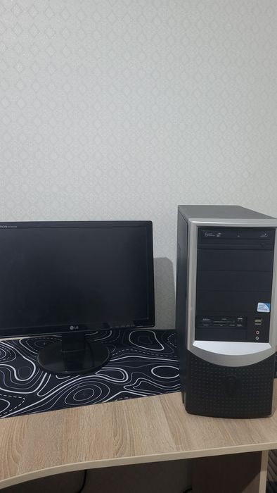 Продаю компьютер для работы и игр