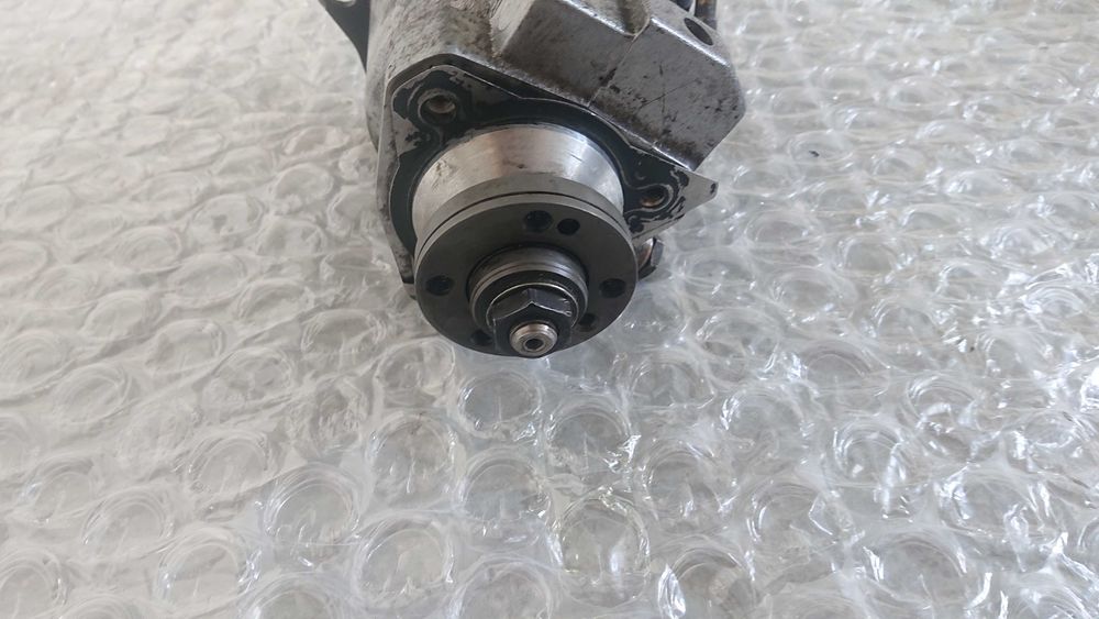 ГНП (горивна помпа) DELPHI R 904 4Z015A,1S4Q-9B395-BF за форд фокус МК1 1,8 115к.с. ТДЦИ до 2004год.