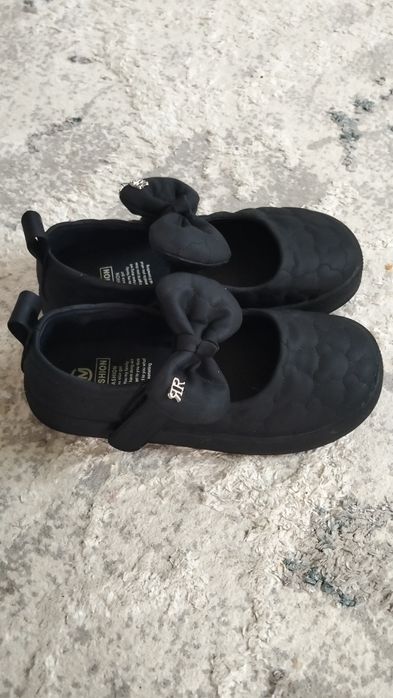 Продам туфли детские