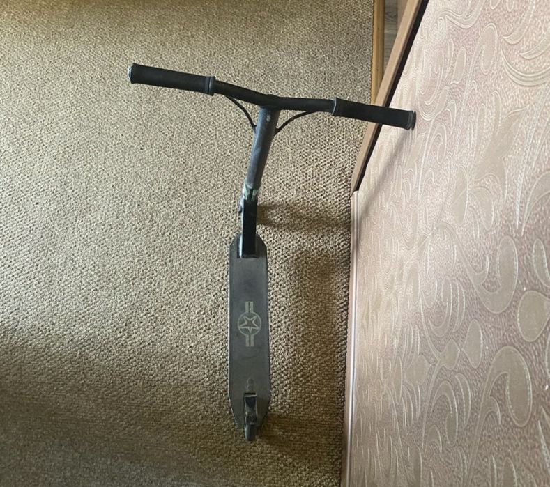 Продам самокат crazy frog