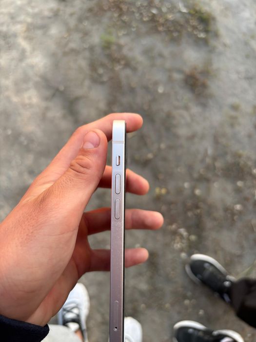 Продам iphone 12