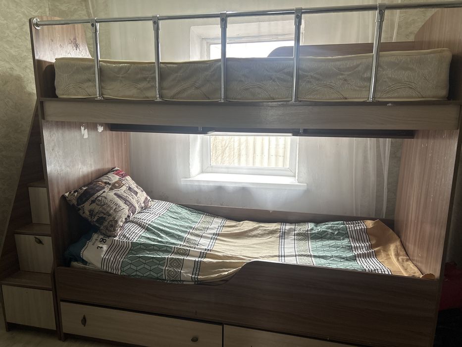 Срочно продам кровать двух яростный 35000тг