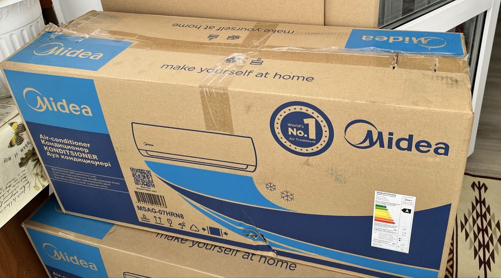 Кондиционер Midea