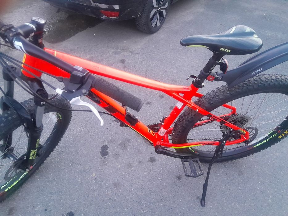 Vând bicicleta MB GtPantera
