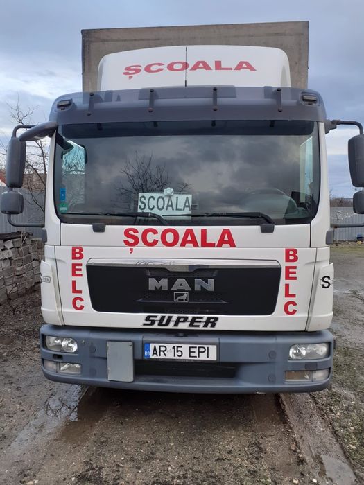 Vând camon marca MAN