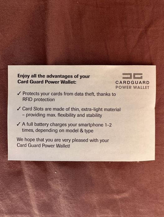 Portofel carduri RFID cu baterie externă