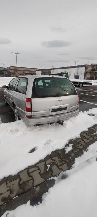 Dezmembrez Opel Omega 2.5 benzina  V 6
