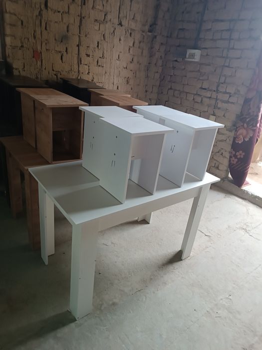 Стол стульчиками