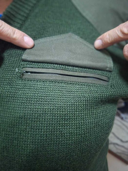 Продам свитер военный