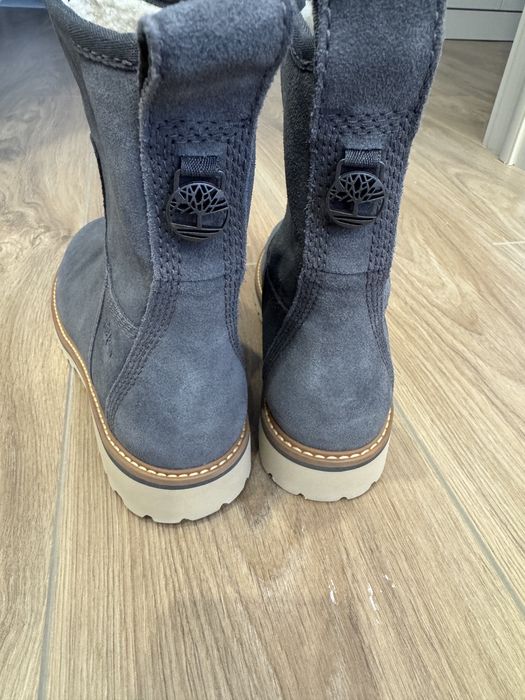 Ботинки с мехом,новые,Timberland