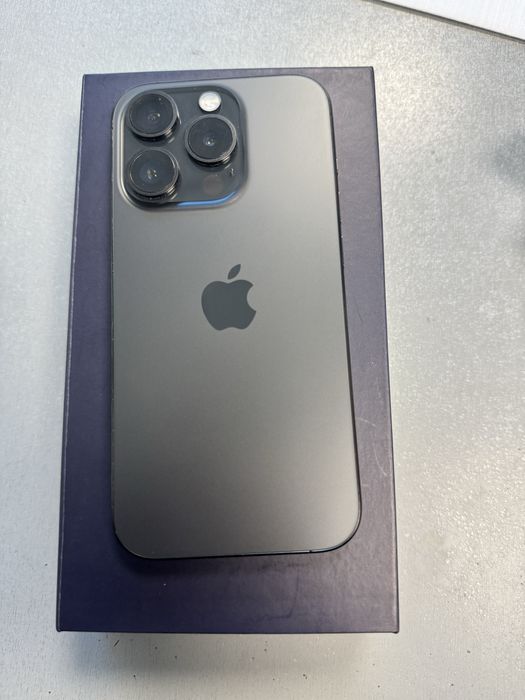 iPhone 15 pro 128 GB