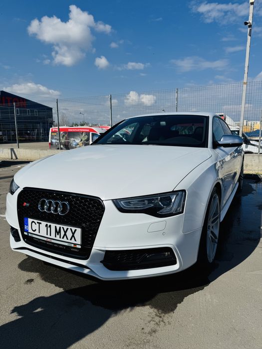 AUDI S5