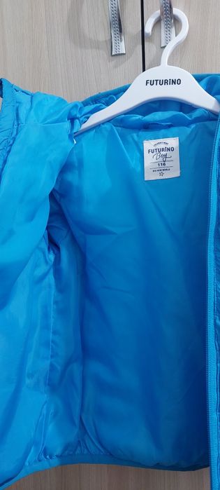 Куртки на мальчика 4-5лет