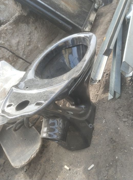 Унитаз бу  прадам