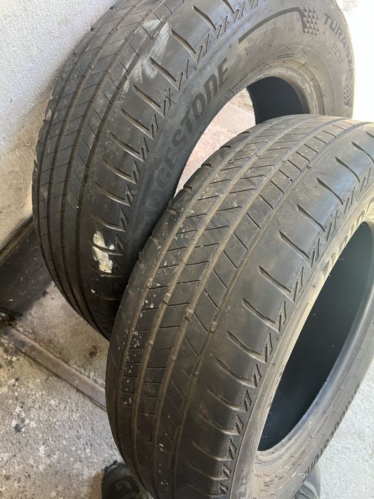 Vand 4cauciucuri de vara 225/65 R17 Bridgestone
