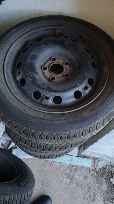 2 комплекта зимни Гуми и джанти