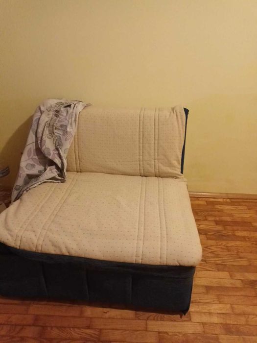 продаваме разтегателен/фотьойл легло с желязна конструкция