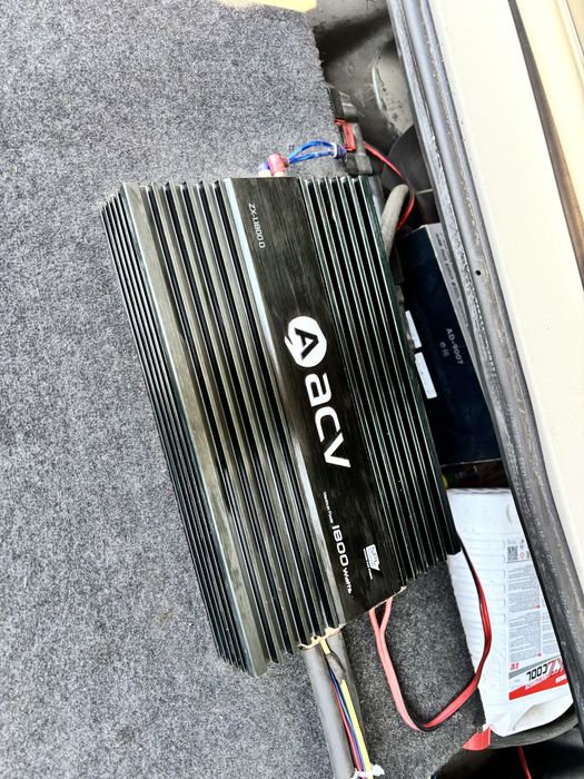 Продам самбуфер в идельном состояние