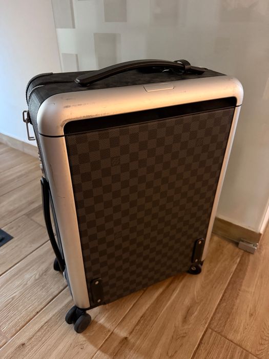 Valiza de mana Louise Vuitton