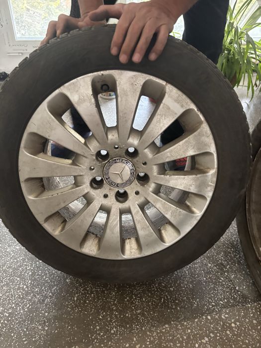 Cauciucuri iarna mercedes benz 205/55 R16