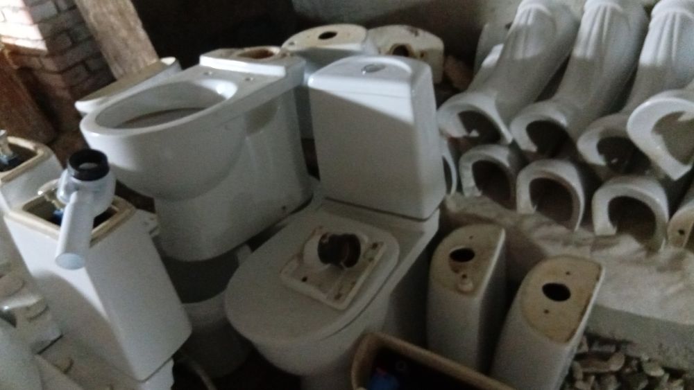 Продам сантехнические материалы