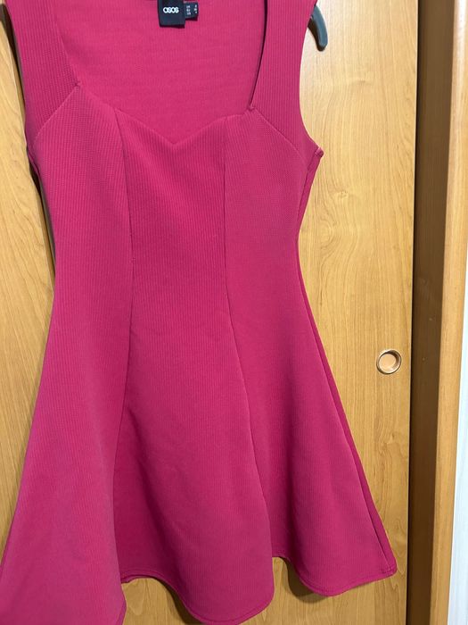 Красиви елегантни рокли