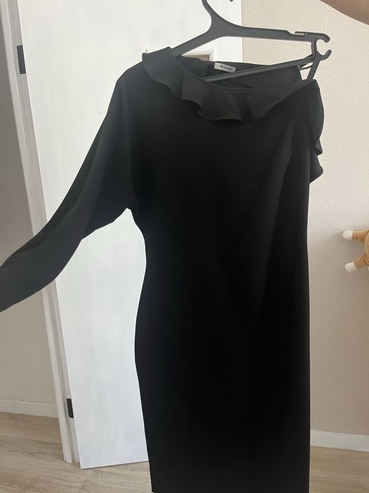 Продам платье в новом состоянии