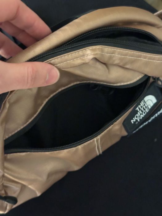 Borseta Supreme x TheNorthFace