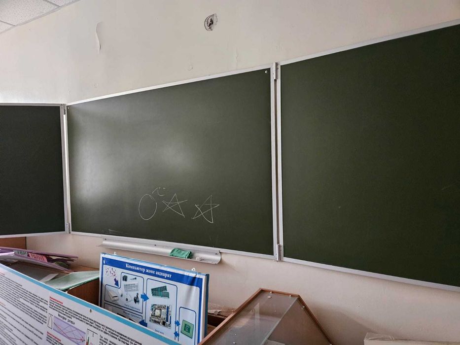 Продам стеллаж, полка, доска