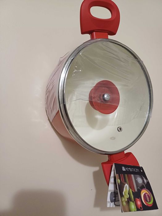 Oala Ambition, noua, inducție